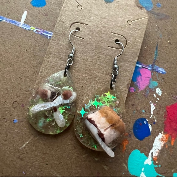 Vanilla Flan with Fork and Spoon Earrings - Picture 3 of 7